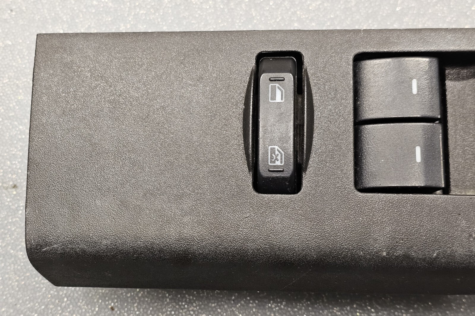 🔥08-12 Escape Focus Left Driver Door Master Power Window Switch Assembly Black