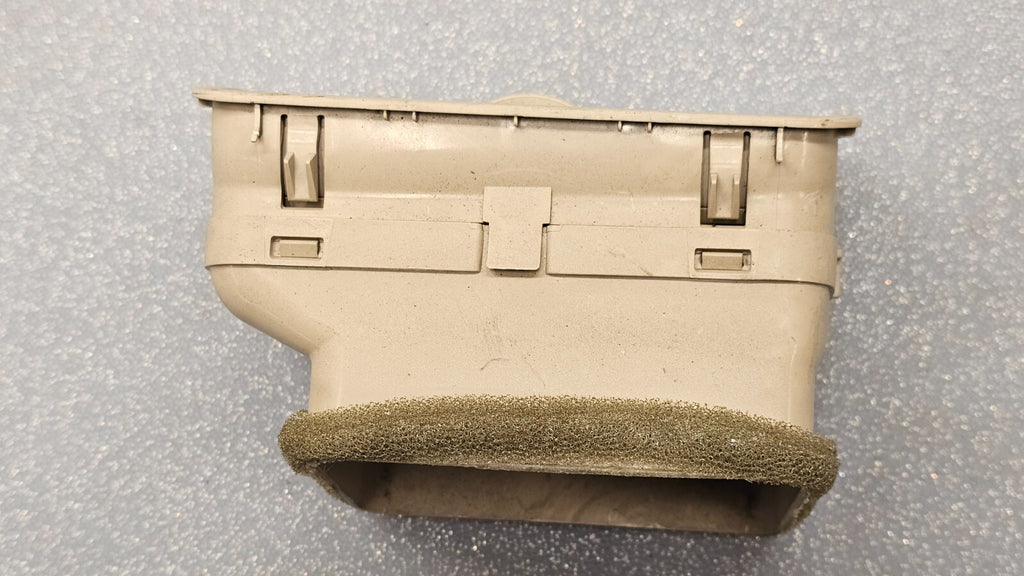 🔥05-09 BUICK LACROSSE DASH LEFT DRIVER AC AIR VENT HEATER CONDITIONING TAN