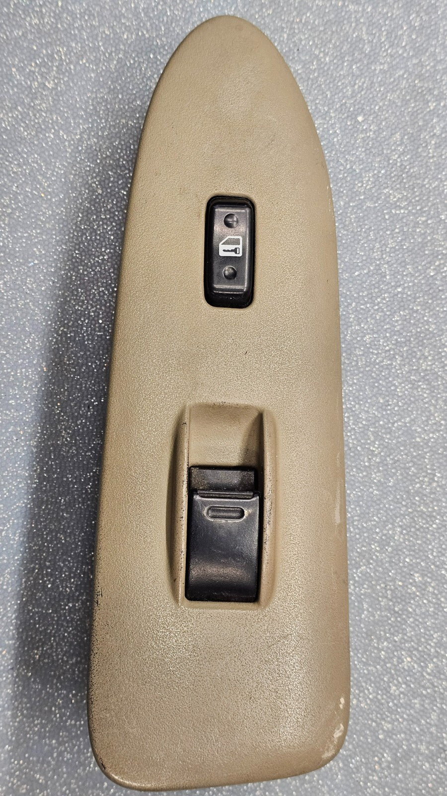 2008 TOYOTA CAMRY  Passenger Side Window Switch 74231-AA050  Beige