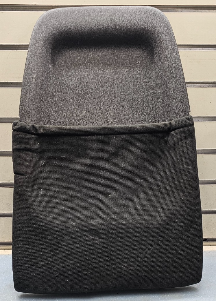 🔥07-13 Yukon Tahoe Suburban Front Right Passenger Seat Back Panel Cover Black