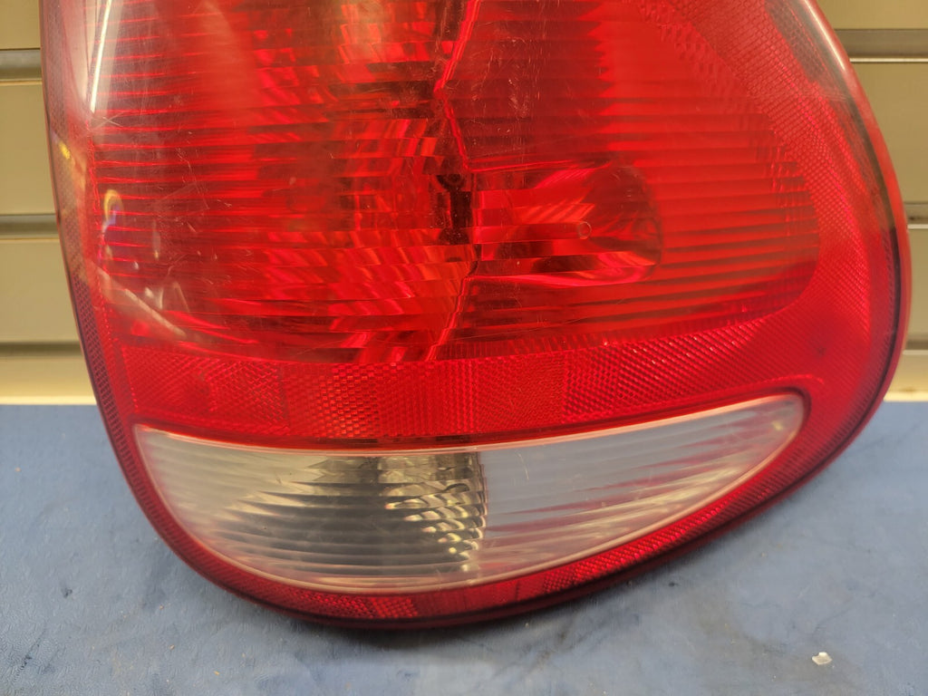 🔥2004-2007 Dodge Caravan LEFT Tail Light Fits  OEM