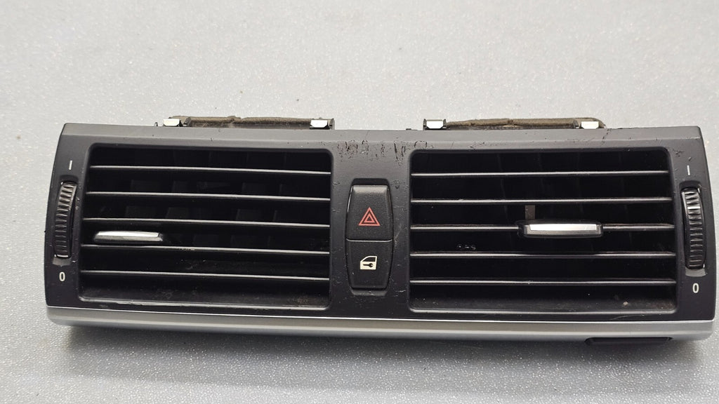 07-13 BMW X5 Center Dash Air Vent Heater Filter Conditioner Bezel Assembly Black
