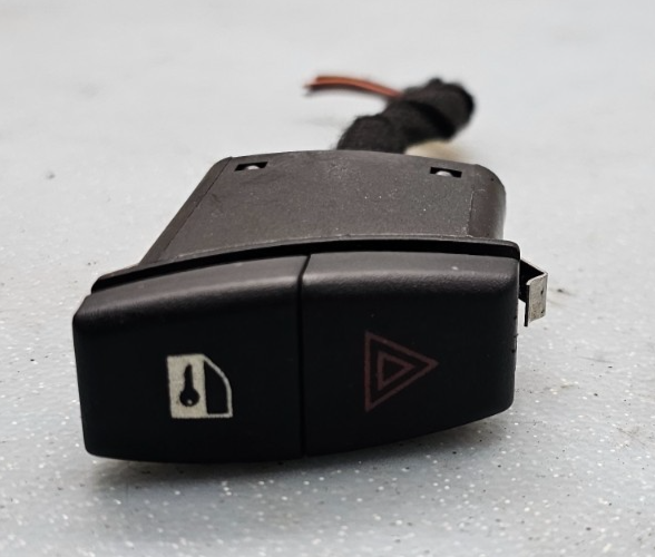 🔥2004-2010 BMW X3 Center Dash Warning Hazard Central Lock Switch OEM