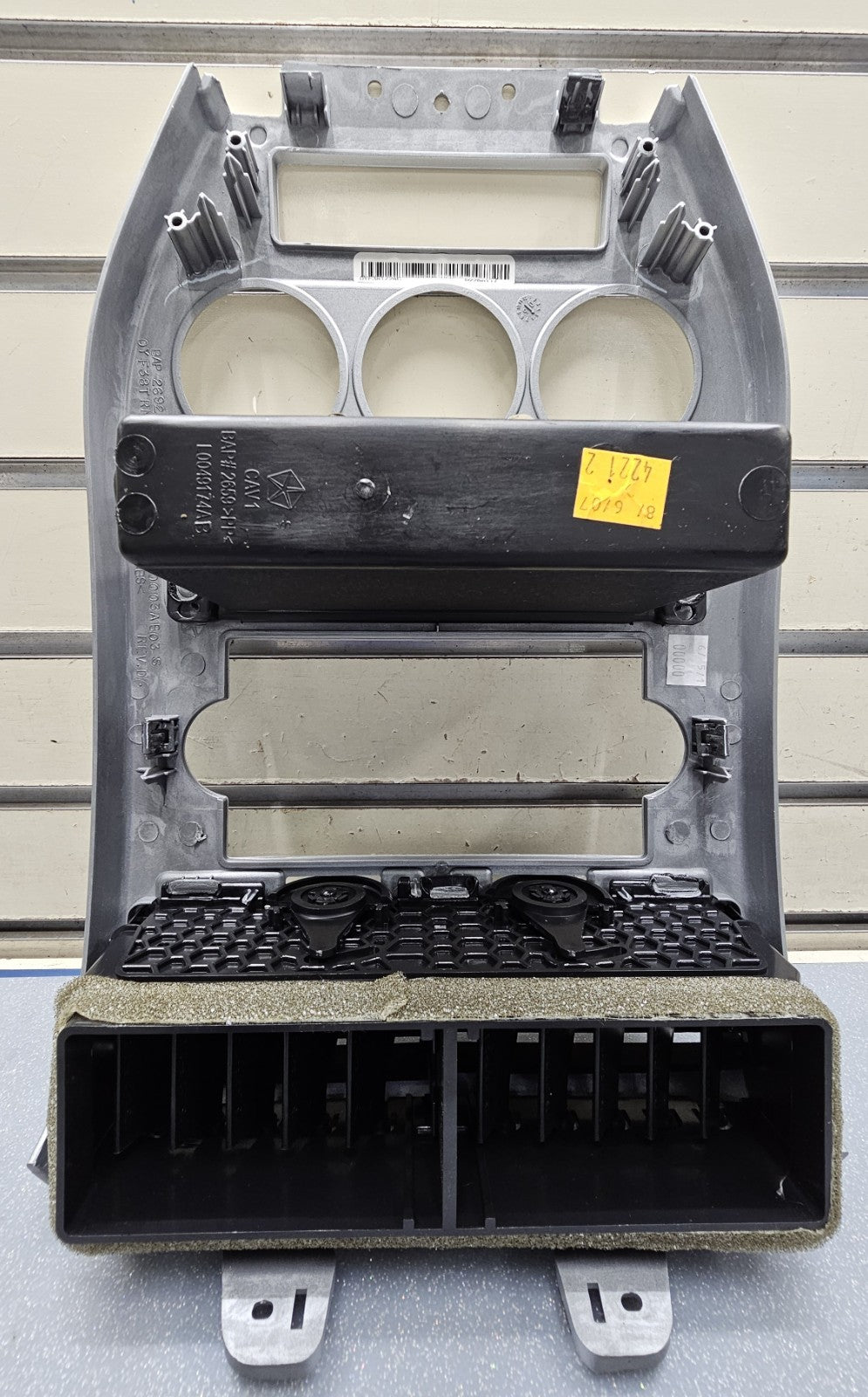 🔥08-10 Jeep Compass Patriot Dash Trim Surround Radio Bezel With Vents