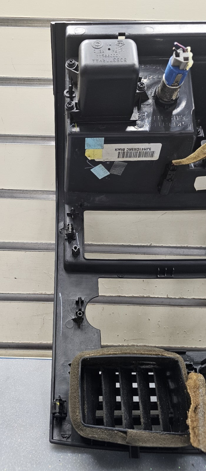🔥05-07 Dodge DAKOTA Center Dash RADIO BEZEL Heater A/C Vents Trim BLACK B12