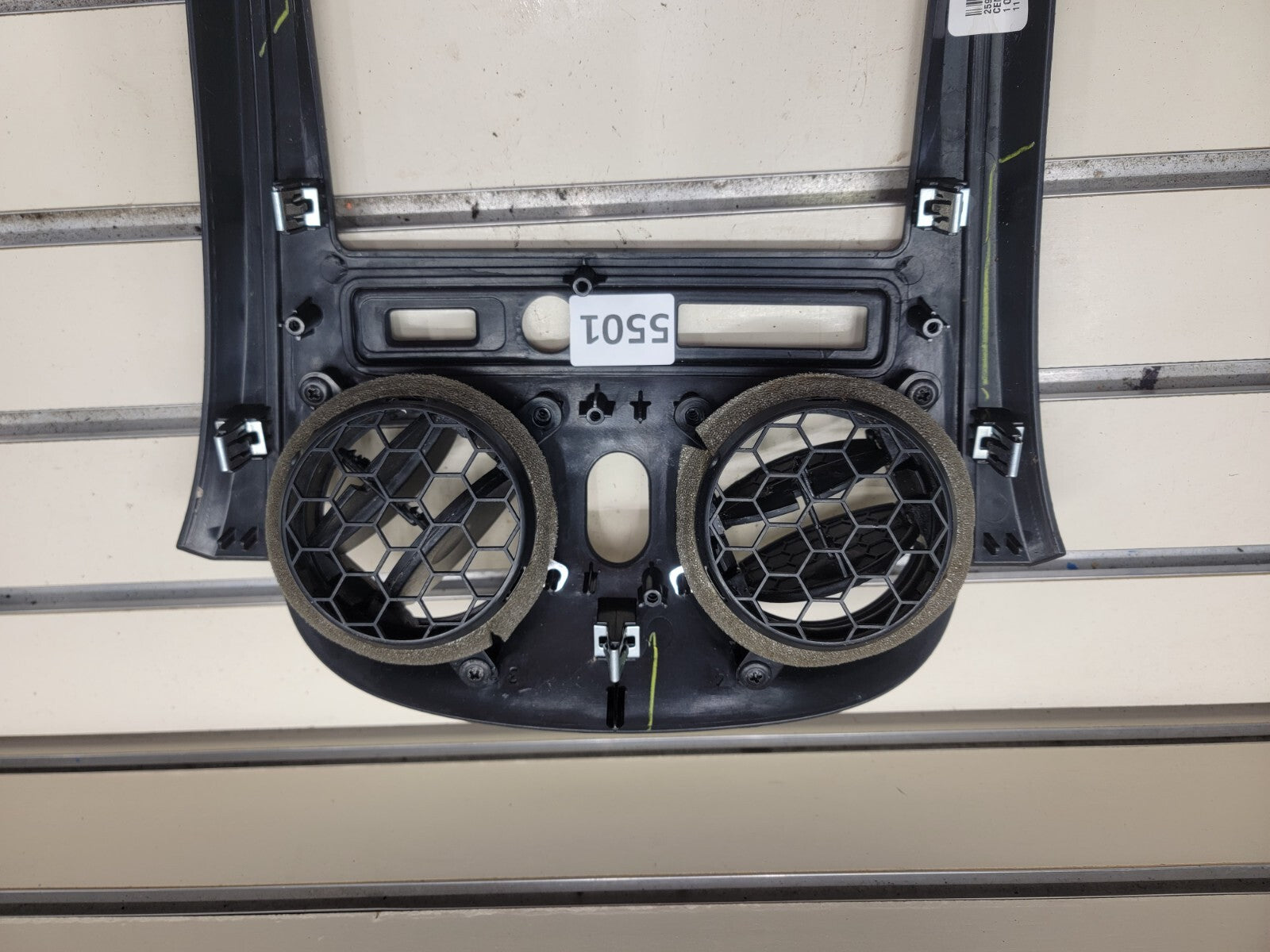 🔥2006-2011 Chevrolet HHR Center Dash Radio Trim w Vents B37 black