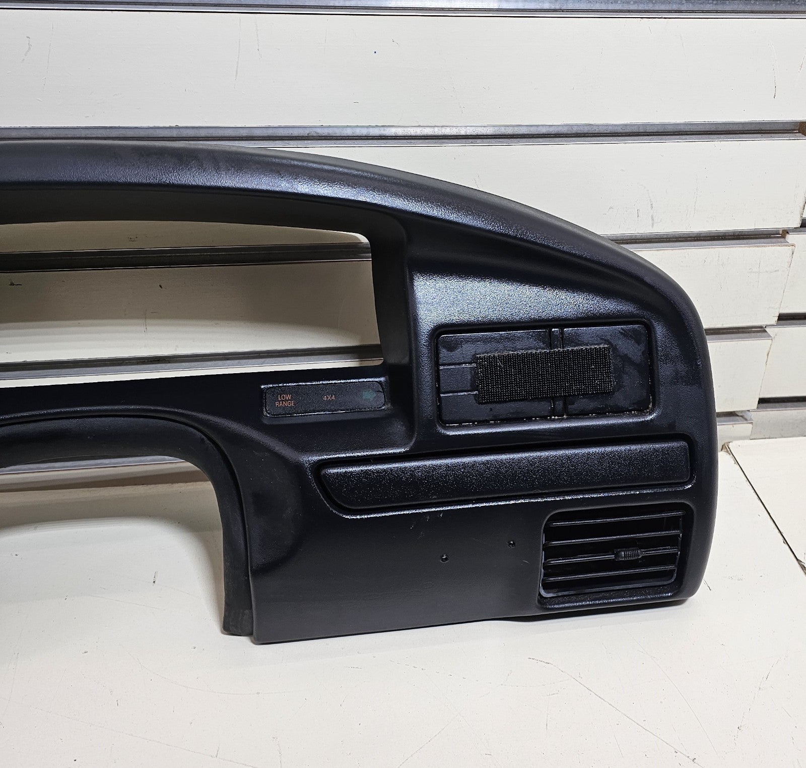 92-96 Ford F150 BRONCO Instrument Cluster Gauge Bezel Dash Trim Panel BLACK C12
