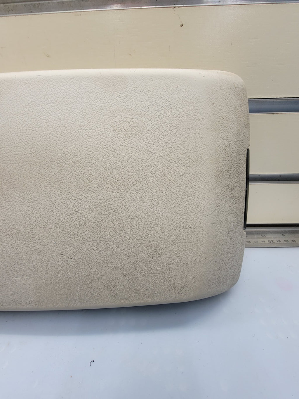 🔥05-07 Chrysler 300 Dodge CHARGER Center Console ARMREST Lid Cover LIGHT TAN