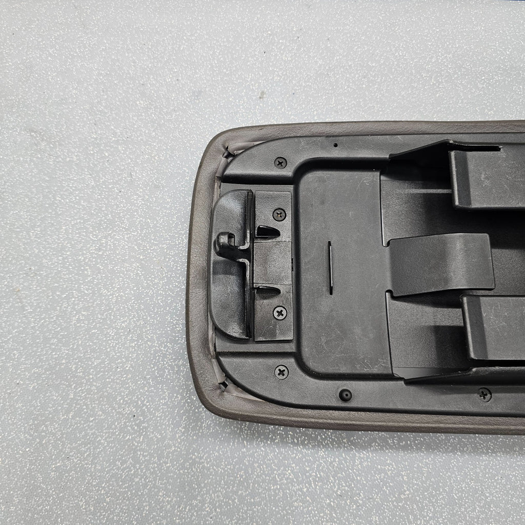 02-05 EXPLORER Mountaineer Center Console Lid Armrest Top Cover Assembly DK TAN
