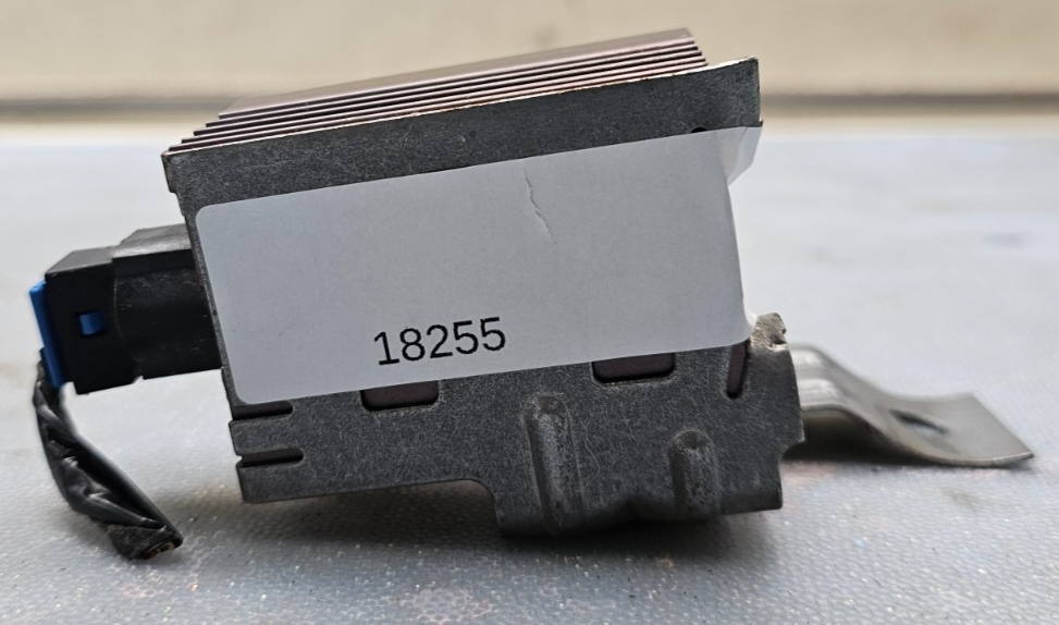 🔥94-03 Chevy C/K Century Express Savana Diode Daytime Running Lamp w/Bracket