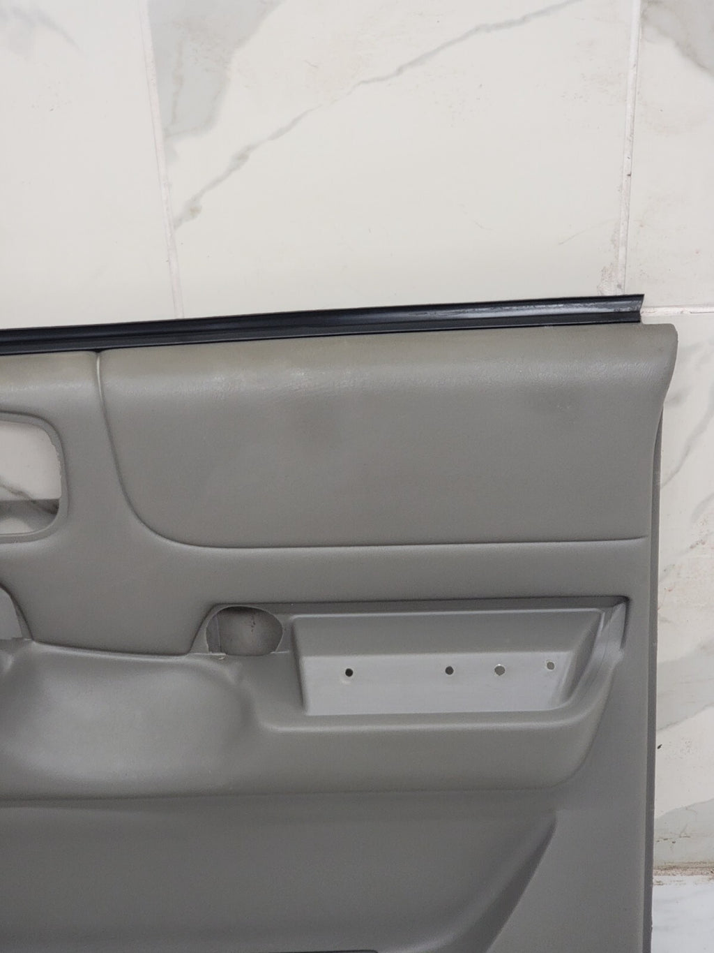 98-04 Chevy Blazer Jimmy S-10 GMC Sonoma Front Door Panels Manual OEM RIGHT GRAY