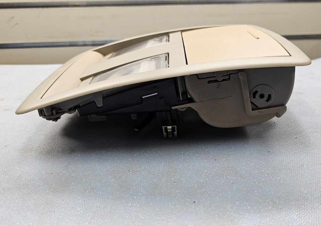 05-07 Dodge Charger 13-18 Challenger Overhead Console Dome Map Light Storage Tan