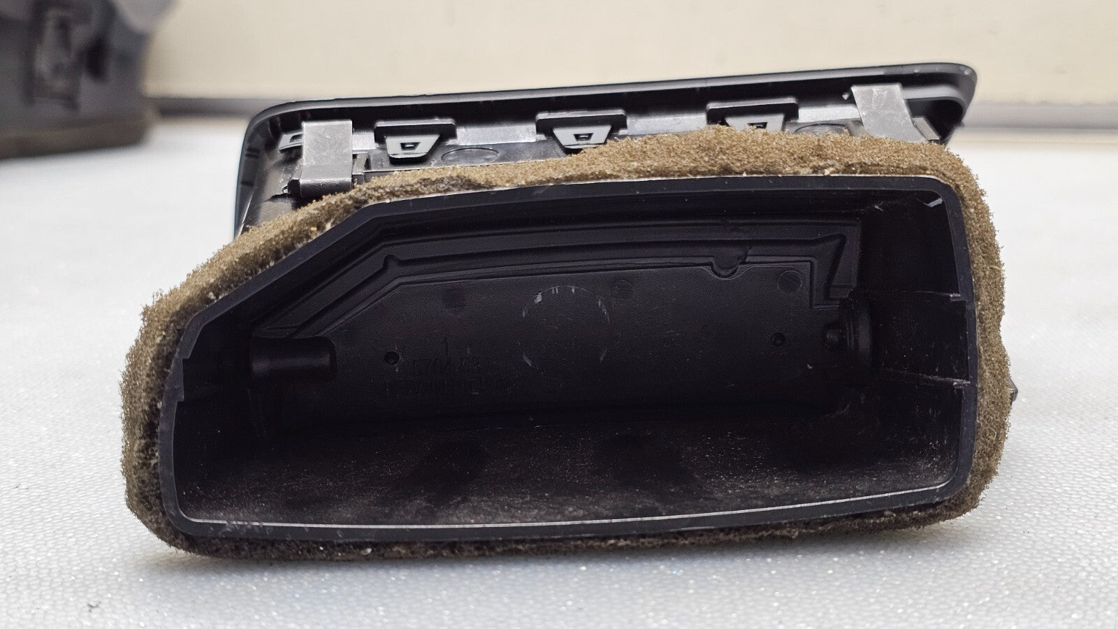🔥08-12 VW CC Passat Dash Right Passenger Air A/C AC Vent Heater Panel Black