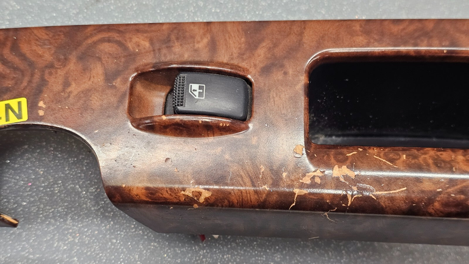 🔥03-06 Sorento Front Right Passenger Power Door Window Switch Lock Bezel Wood
