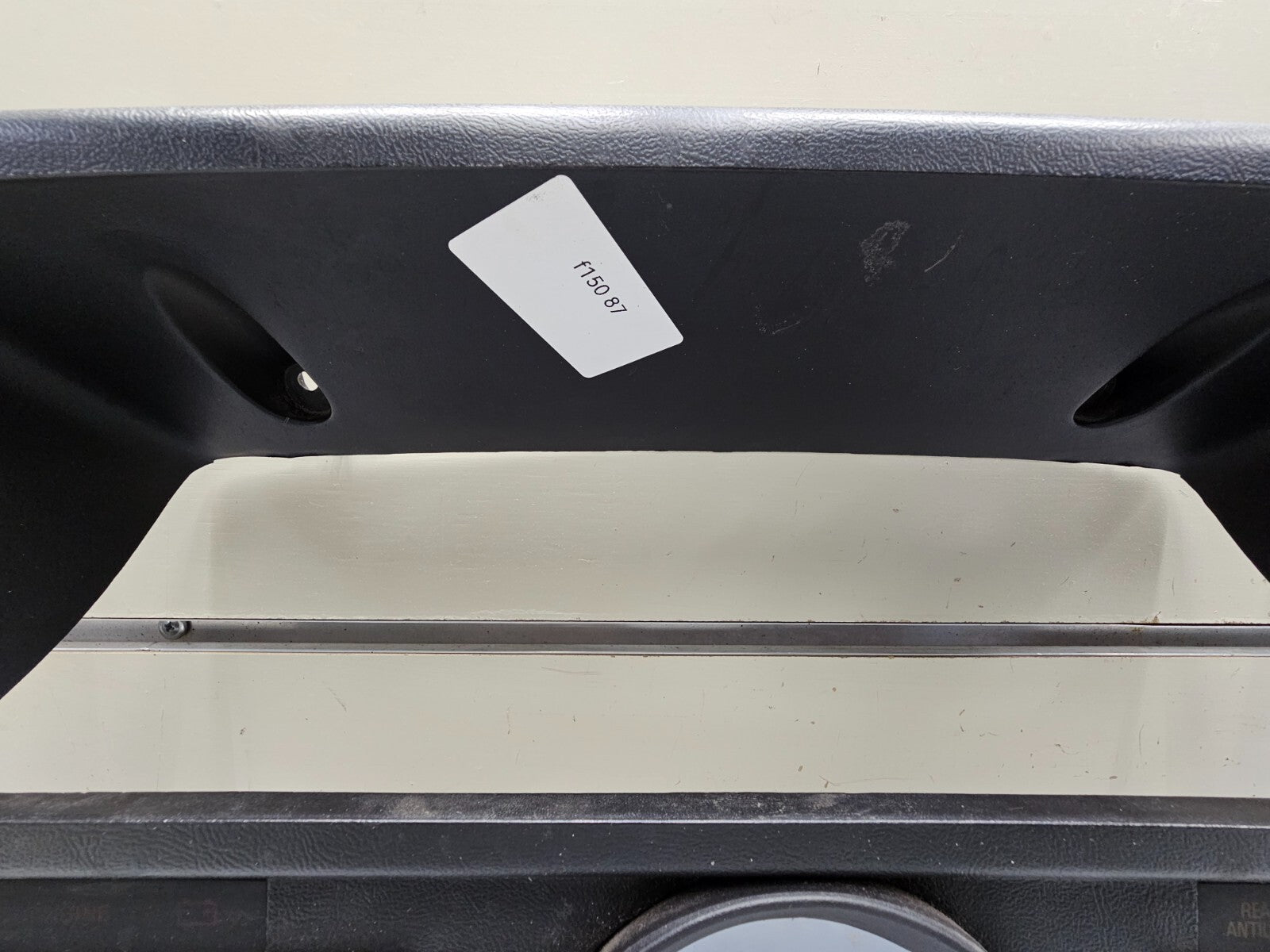 1987-1991 Ford F-150 F250 BRONCO Dash CLUSTER Bezel Speedo Gauge Trim Black C11
