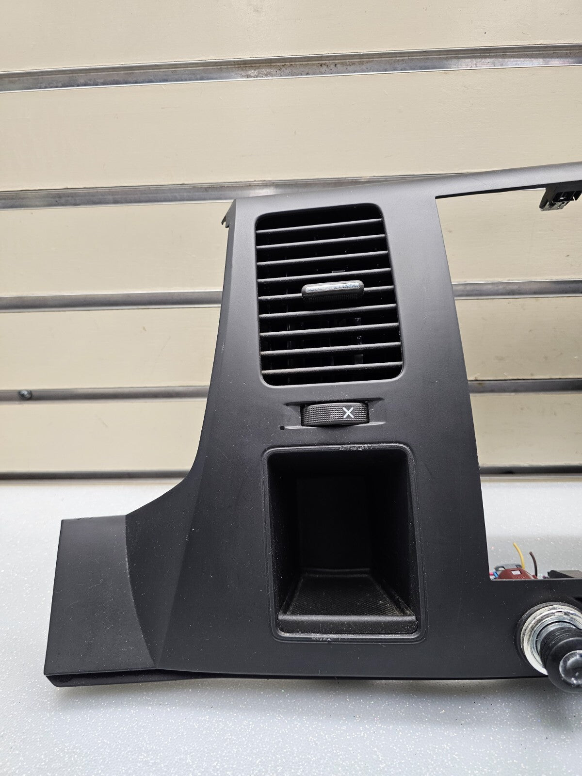 🔥07-14 Silverado SIERRA Center Dash Radio Bezel AC Climate Trim 2 Vent BLACK B6