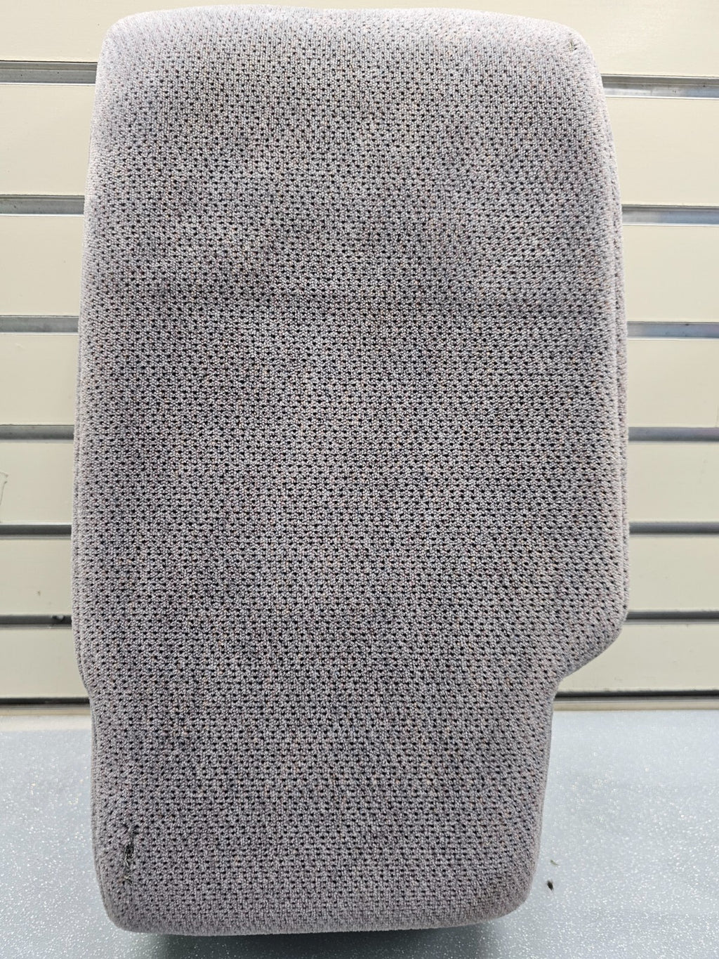 🔥94-97 S10 Blazer Jimmy Center Cosnole Armrest Lid Jump Seat Leather/Cloth Gray