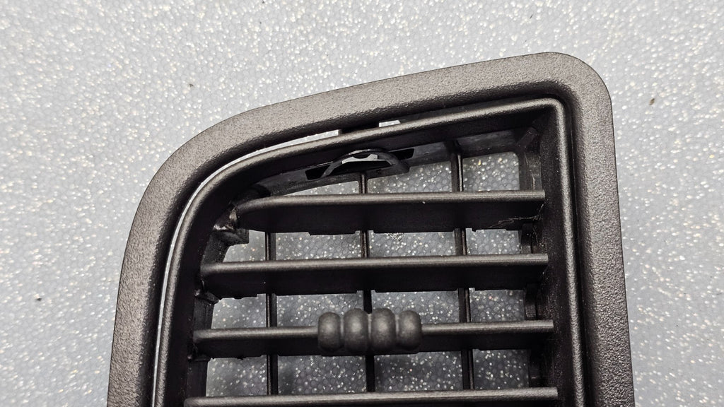 🔥 99-06 Silverado Tahoe Dash Left Driver Air Vent AC A/C Heater Panel BLACK
