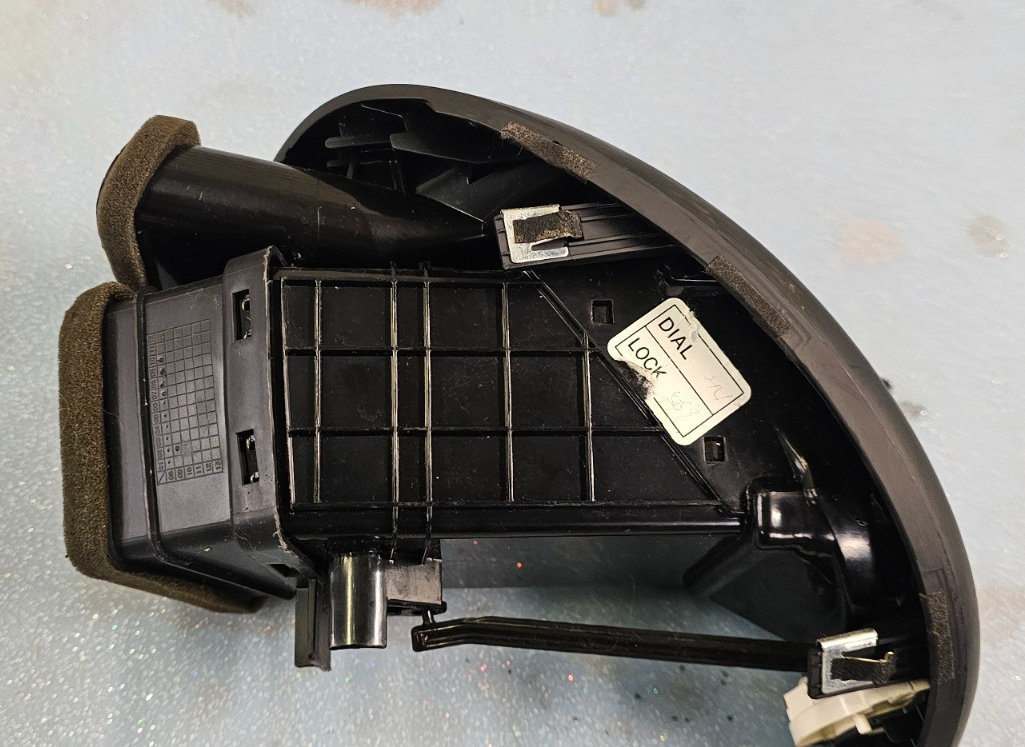 🔥10-13 KIA FORTE DASH LEFT DRIVER A/C AC AIR VENT HEATER PANEL ASSEMBLY BLACK