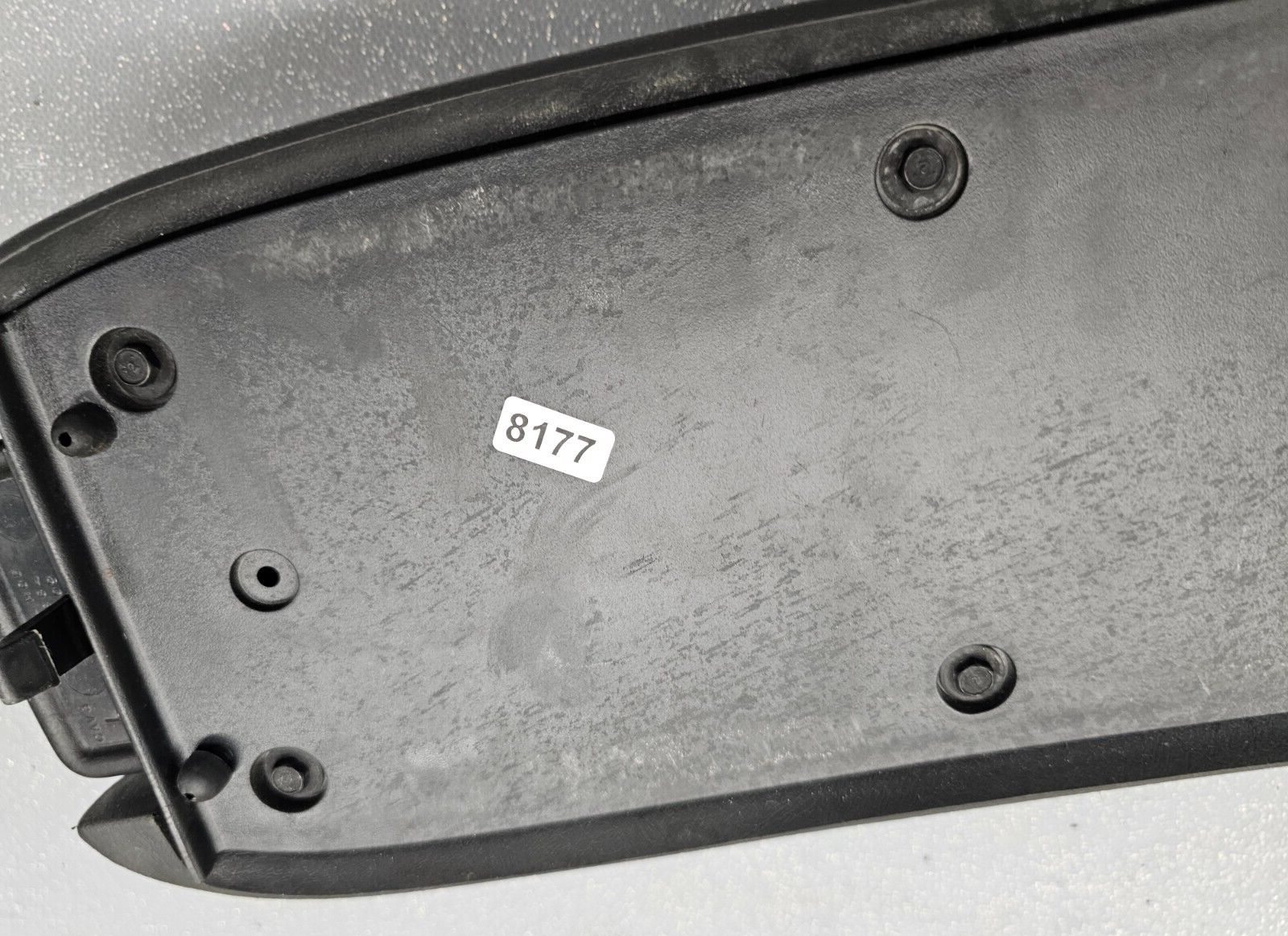 98-04 BLAZER S10 JIMMY SONOMA Front Center Console Lid Armrest Cover Graphite L7