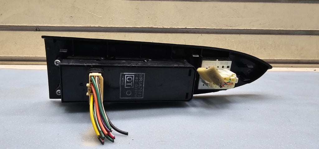 🔥02-12 Galant Lancer Endeavor Montero Left Driver Window Door Switch Black