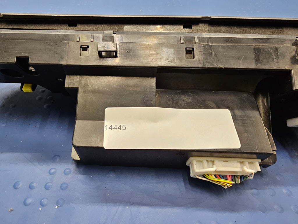 02-06 TOYOTA CAMRY Front Dash A/C Temperature Heater Climate Control Panel Unit