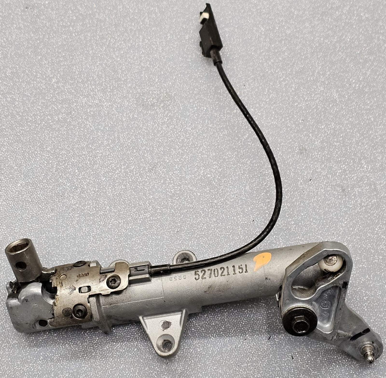 04-12 COLORADO CANYON AUTOMATIC STEERING COLUMN GEAR SHIFT LEVER HANDLE ASSEMBLY