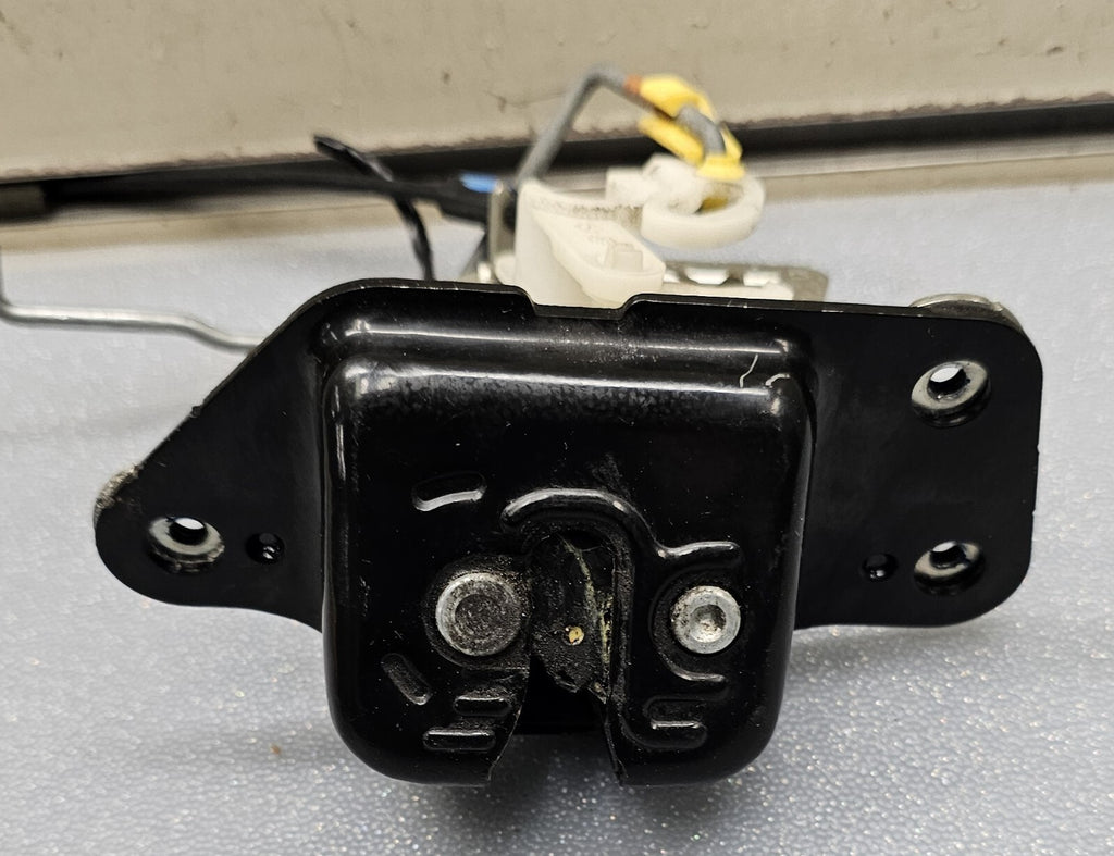 🔥07-16 JEEP PATRIOT 07-11 DODGE  NITRO REAR LIFT GATE LOCK LATCH ACTUATOR OEM