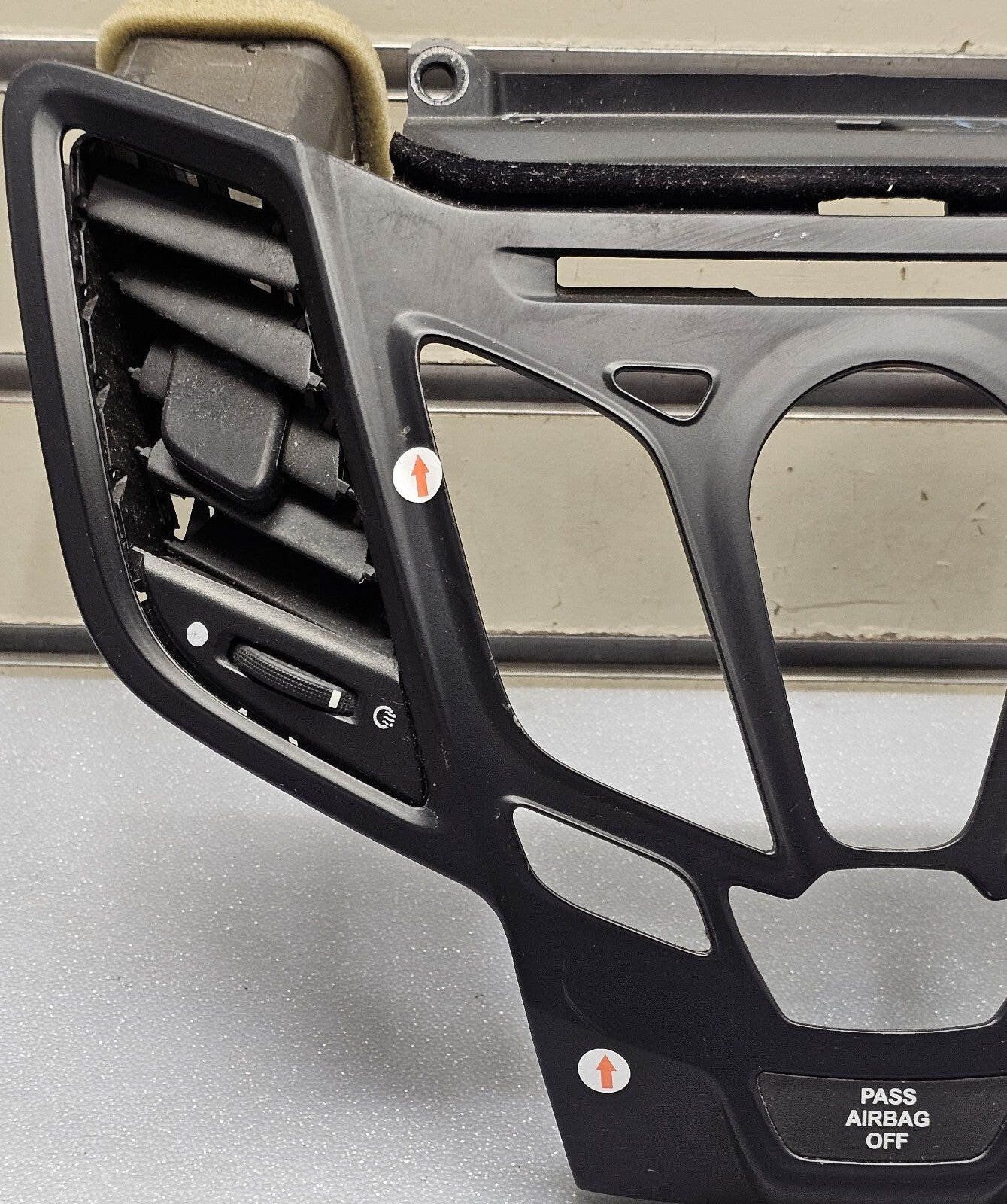 🔥2011-2013 FORD FIESTA MK6 Sport Radio Bezel Dashboard CD Player Panel BLACK