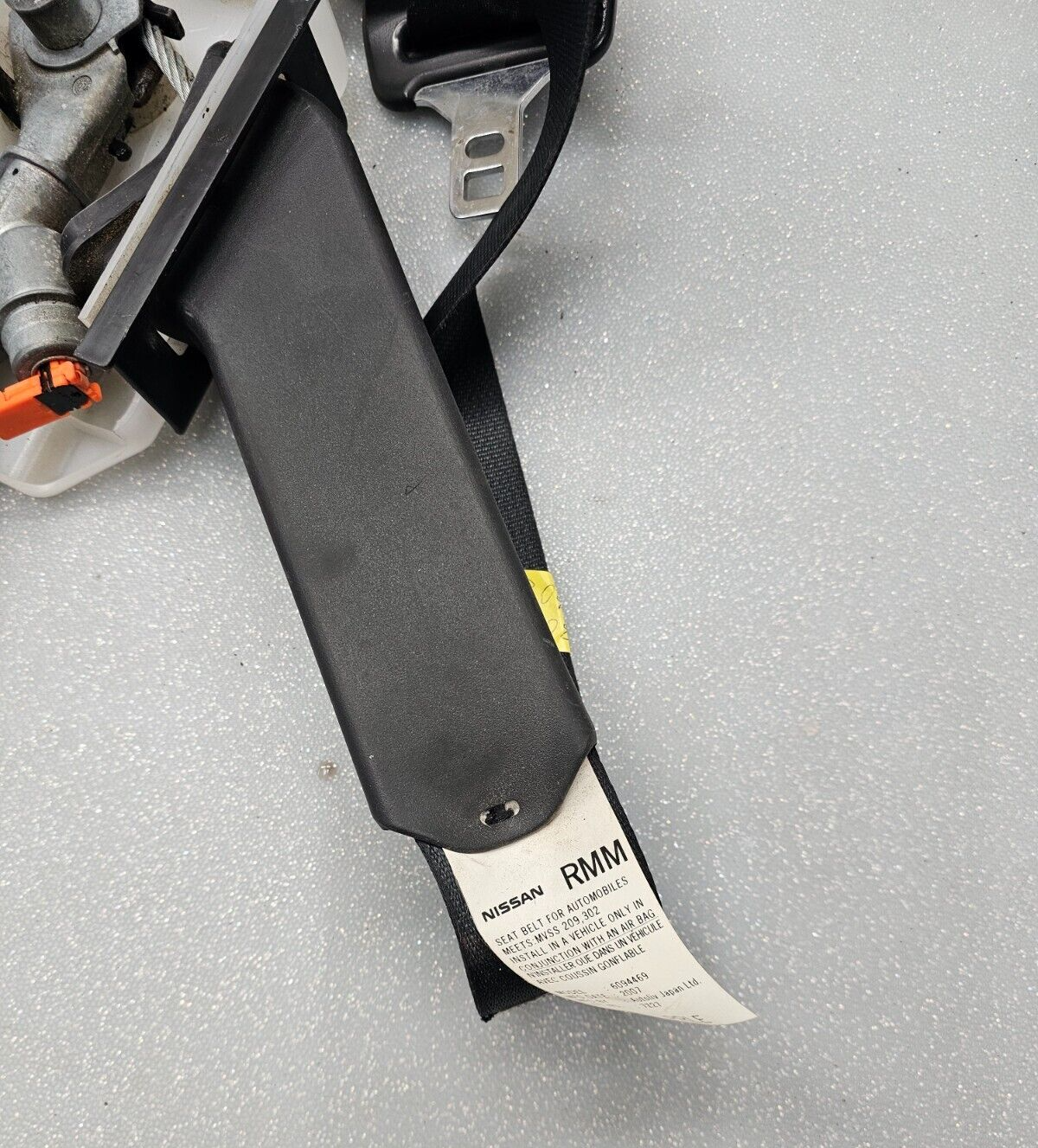 08-15 Nissan Rogue Front Right Passenger Seat Belt Motorized Retractor Assembly