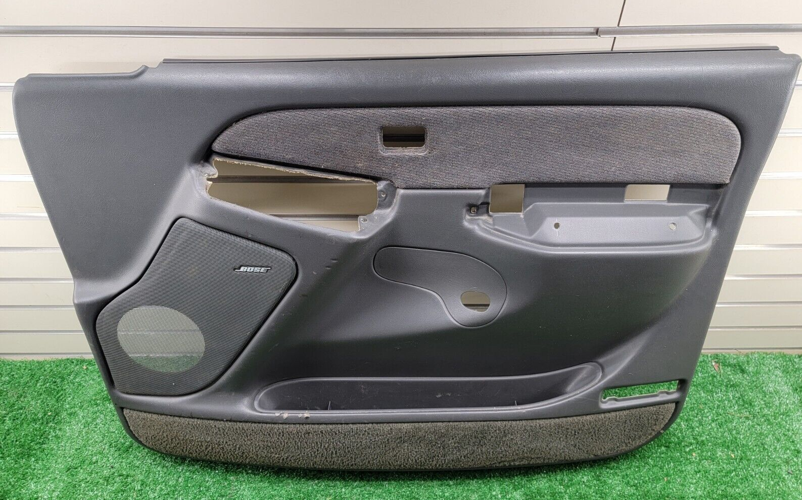 🔥03-06 Chevy Silverado SIERRA Door Panel Front Right passenger DARK GRAY D5