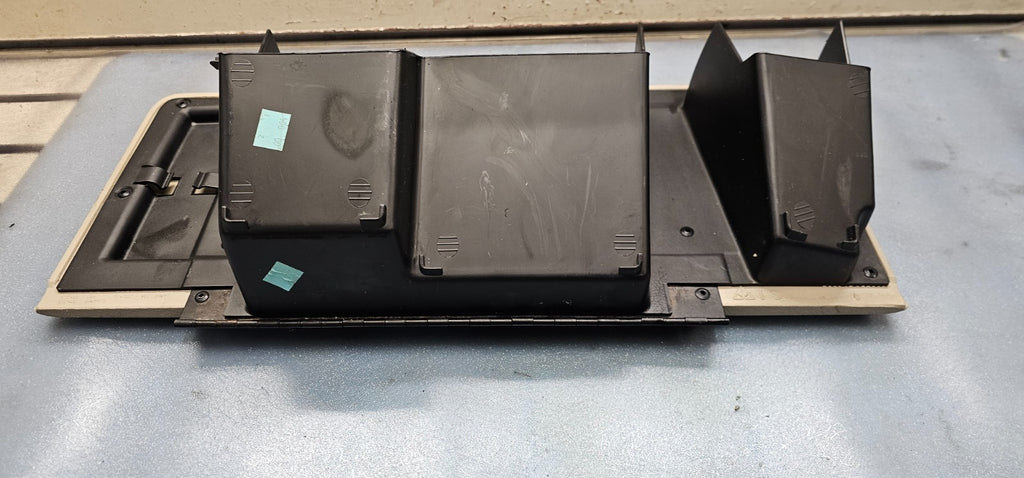 🔥99-06 SILVERADO SIERRA Dash GLOVE BOX Storage Compartment Assembly TAN G3