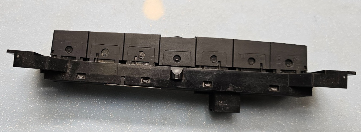 🔥09-12 DODGE RAM 1500 2500 HAZARD TRACTION CONTROL TOW HAUL SWITCH BLACK SW34