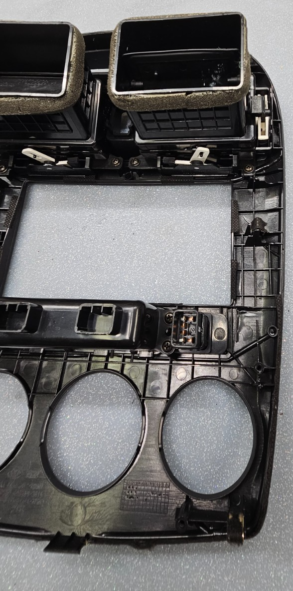 🔥07-09 Spectra Center Dash Radio Stereo Display Climate Trim Panel Bezel Black