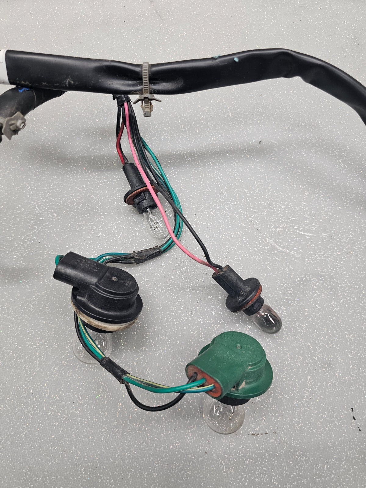 04-15 Nissan Titan Rear Tail Light Break Light Lamp Wiring Harness AssemblyLH/RH