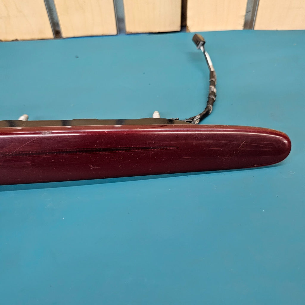 🔥00-05 Cadillac Deville Rear Third 3rd Tail Trunk Brake LED Light Assembly OEM