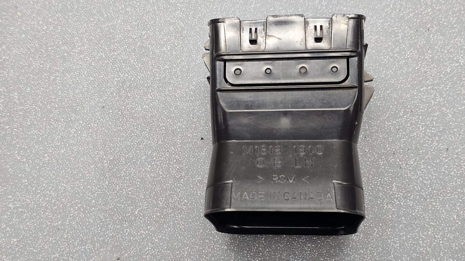 04-12 Colorado Canyon Dash Left Driver Outer Air Vent Heater Conditioning Black