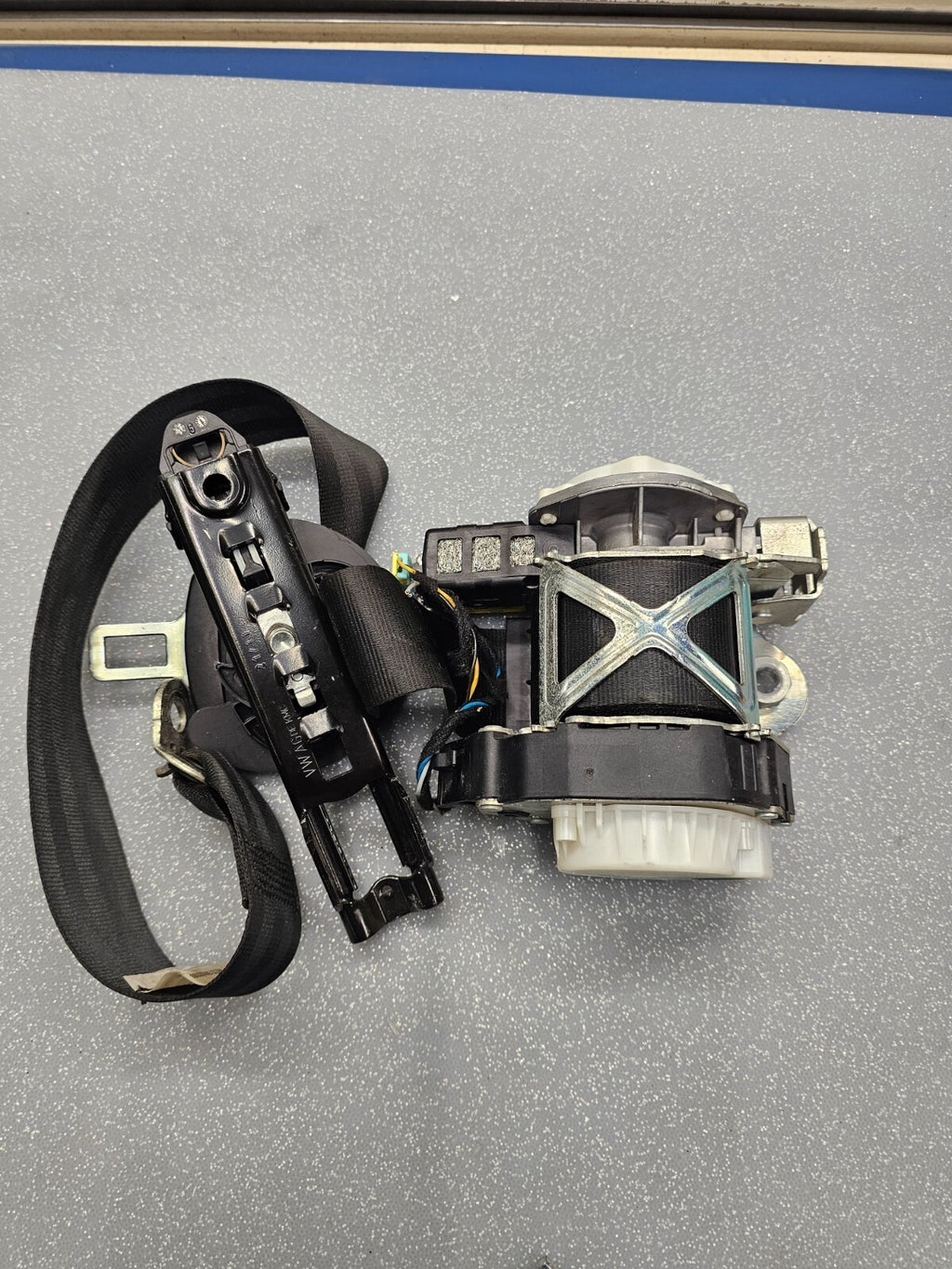 🔥11-18 VOLKSWAGEN JETTA FRONT RIGHT PASSENGER SEAT BELT RETRACTOR ASSEMBLY OEM