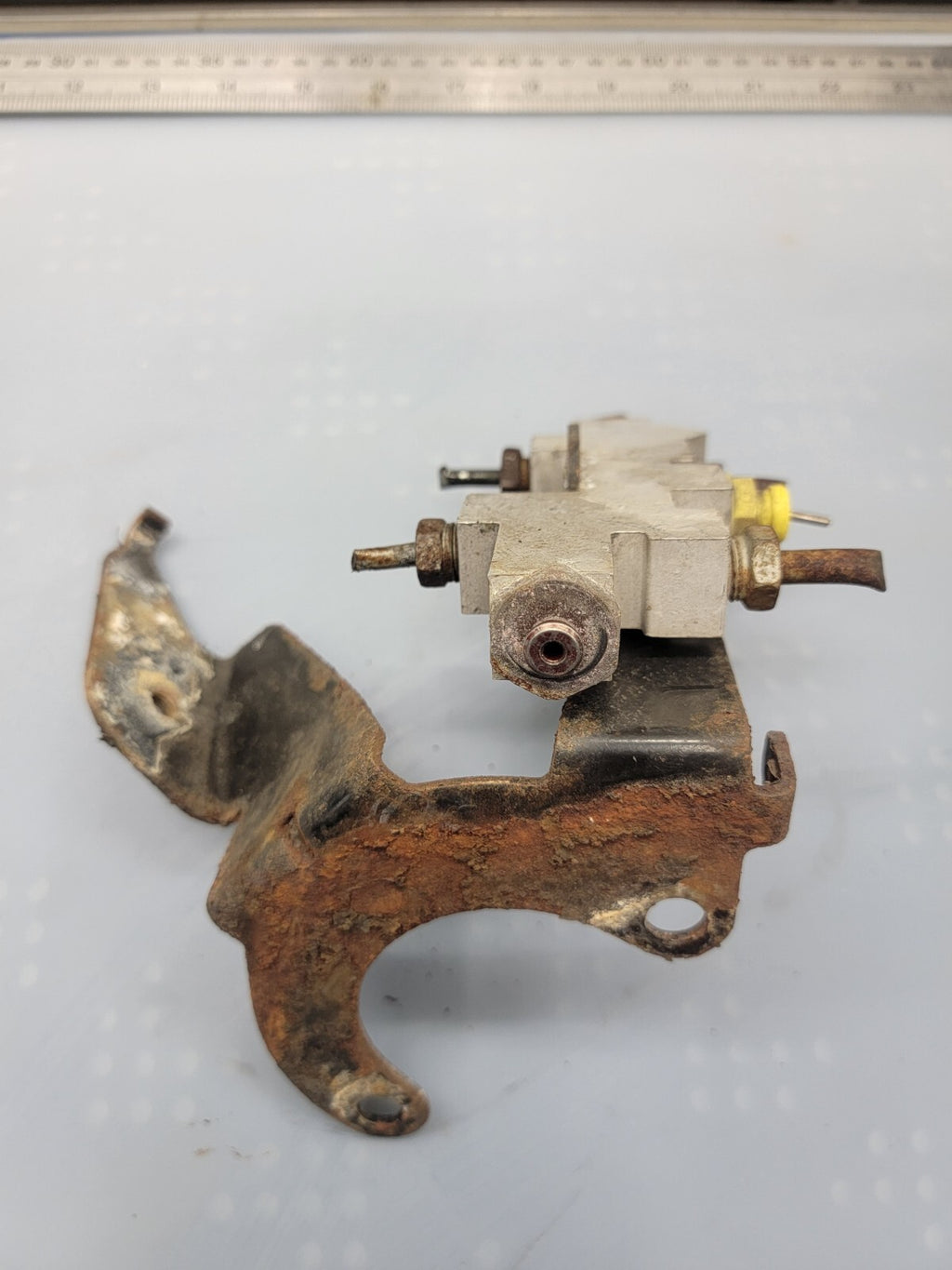 1994-1997 dodge ram brake valve pressure metering proportioning d13