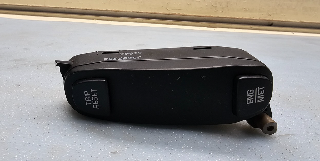 🔥00-05 LESABRE INSTRUMENT CLUSTER SPEEDOMETER TRIP RESET ENG MET SWITCH BLACK