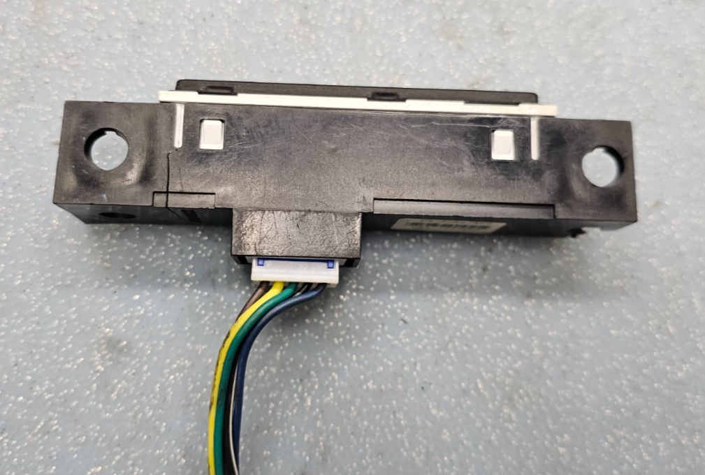 06-08 Grand Prix Dash Passenger Switch Indicator Light Inflator Restraint Module