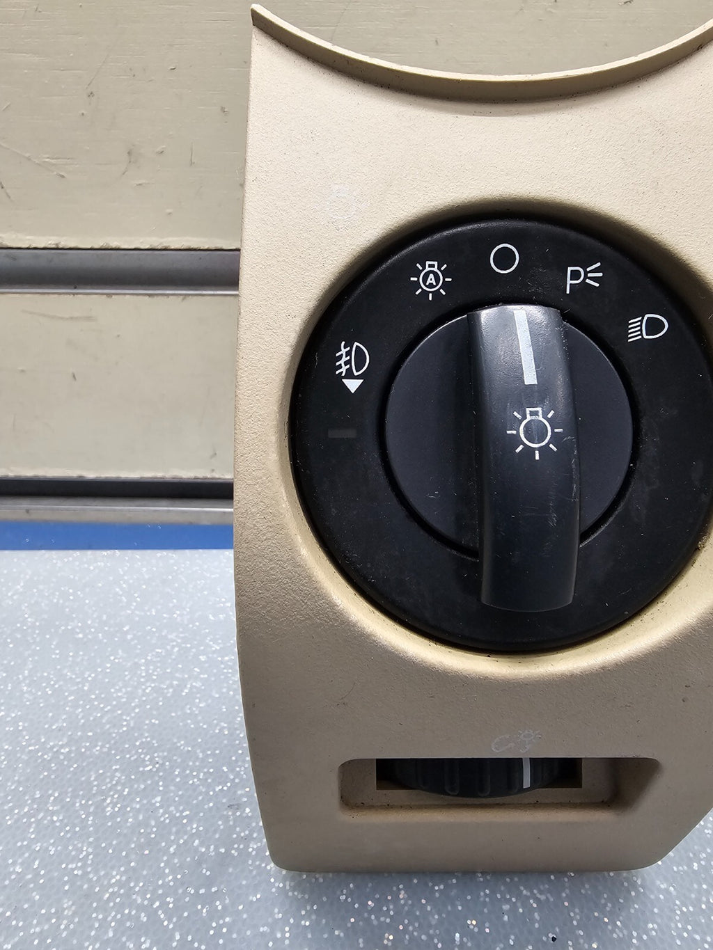 🔥06-10 Ford Explorer Headlight Rocker Switch Fog Dimmer Assembly Tan OEM