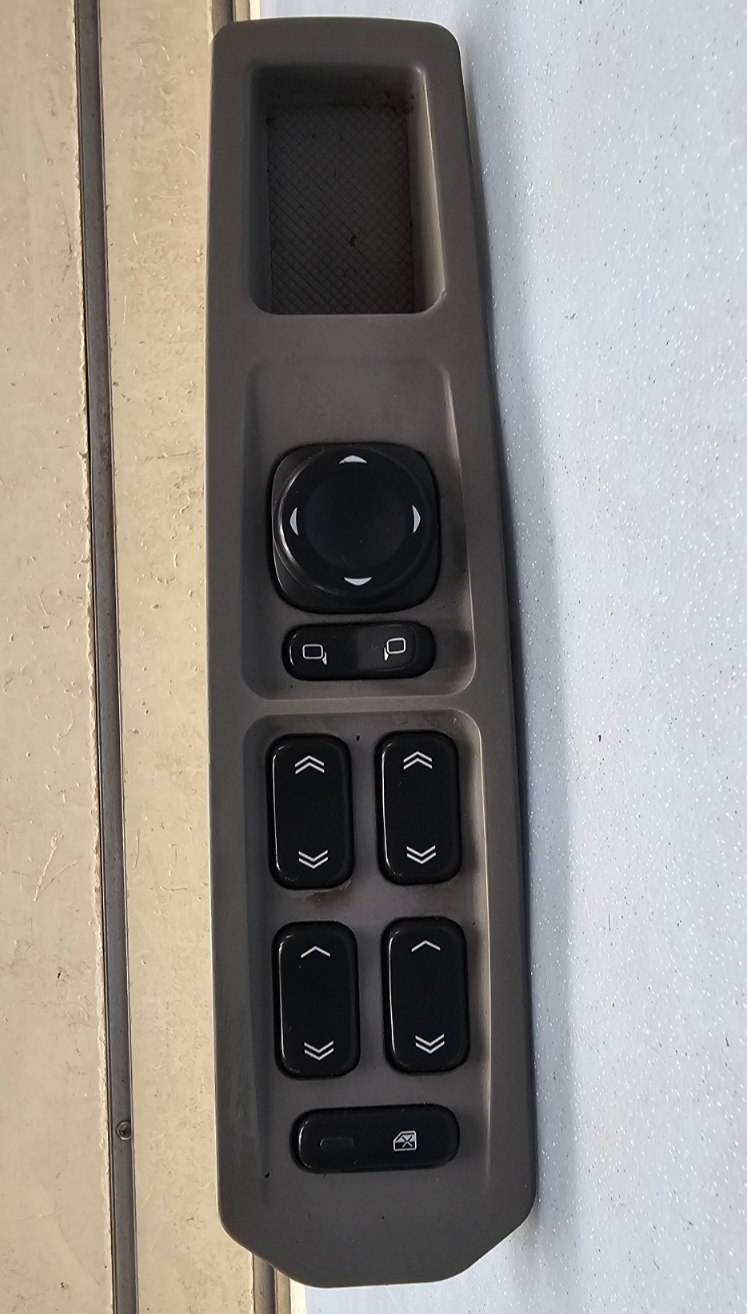 🔥03-07 CADILLAC CTS SRX LEFT Driver Door Master Power Window Switch Gray OEM