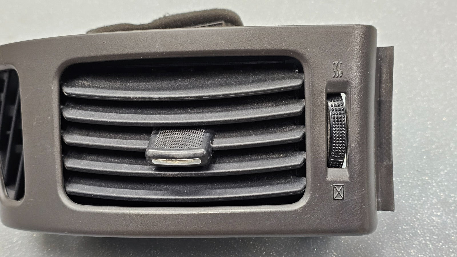 🔥07-10 HYUNDAI ELANTRA LEFT DRIVER DASH AC HEATER AIR VENT CONDITIONING DK GRAY