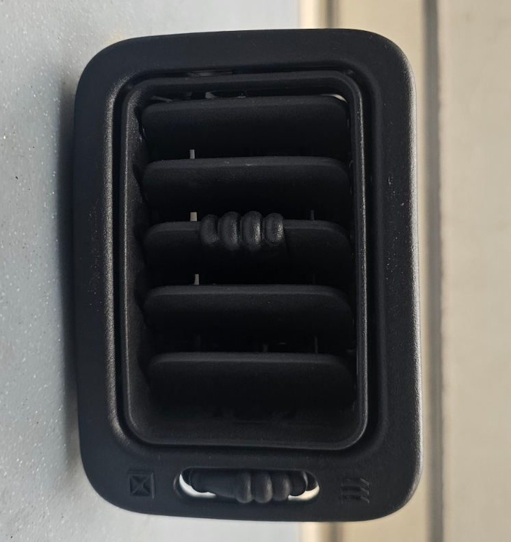 🔥99-06 Silverado Sierra Right Passenger Dash AC A/C HVAC Heater Air Vent Black