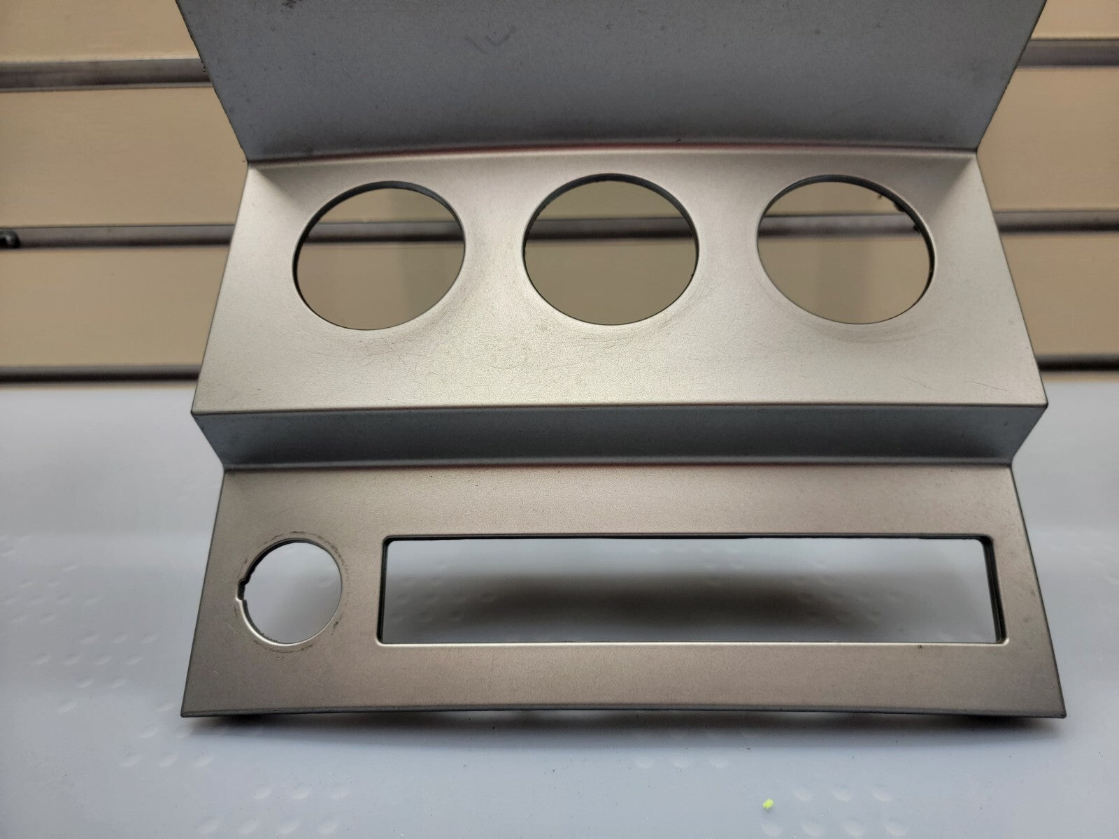 🔥2007-2012 Dodge Nitro Dash Radio Trim Bezel Silver W/ CLIMATE CONTROL SILVER
