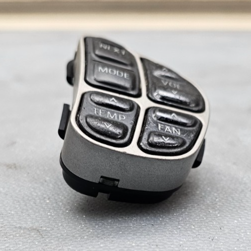 98-04 Expedition Explorer Town Car Steering Wheel Control Cruise Control Silver