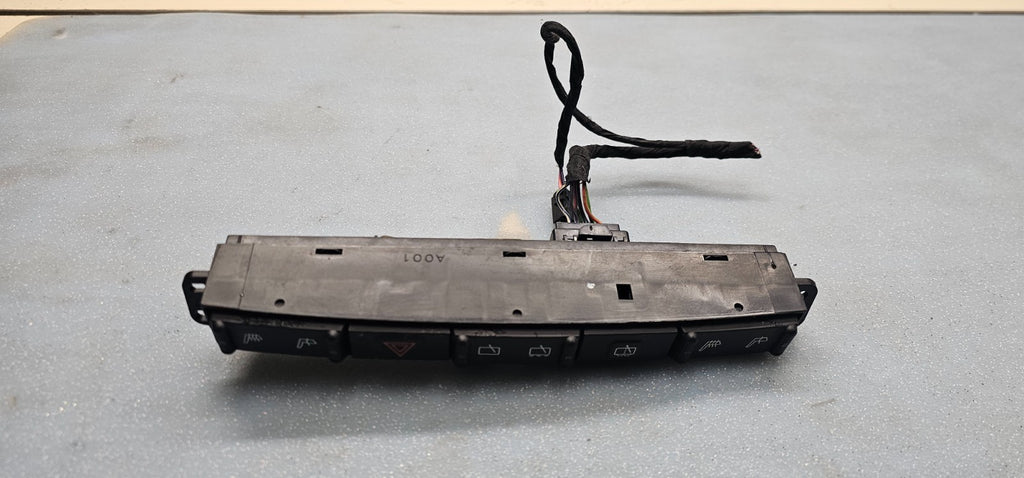 🔥2001-2007 Town & Country Caravan Rear Wiper Hazard Switch OEM SW32