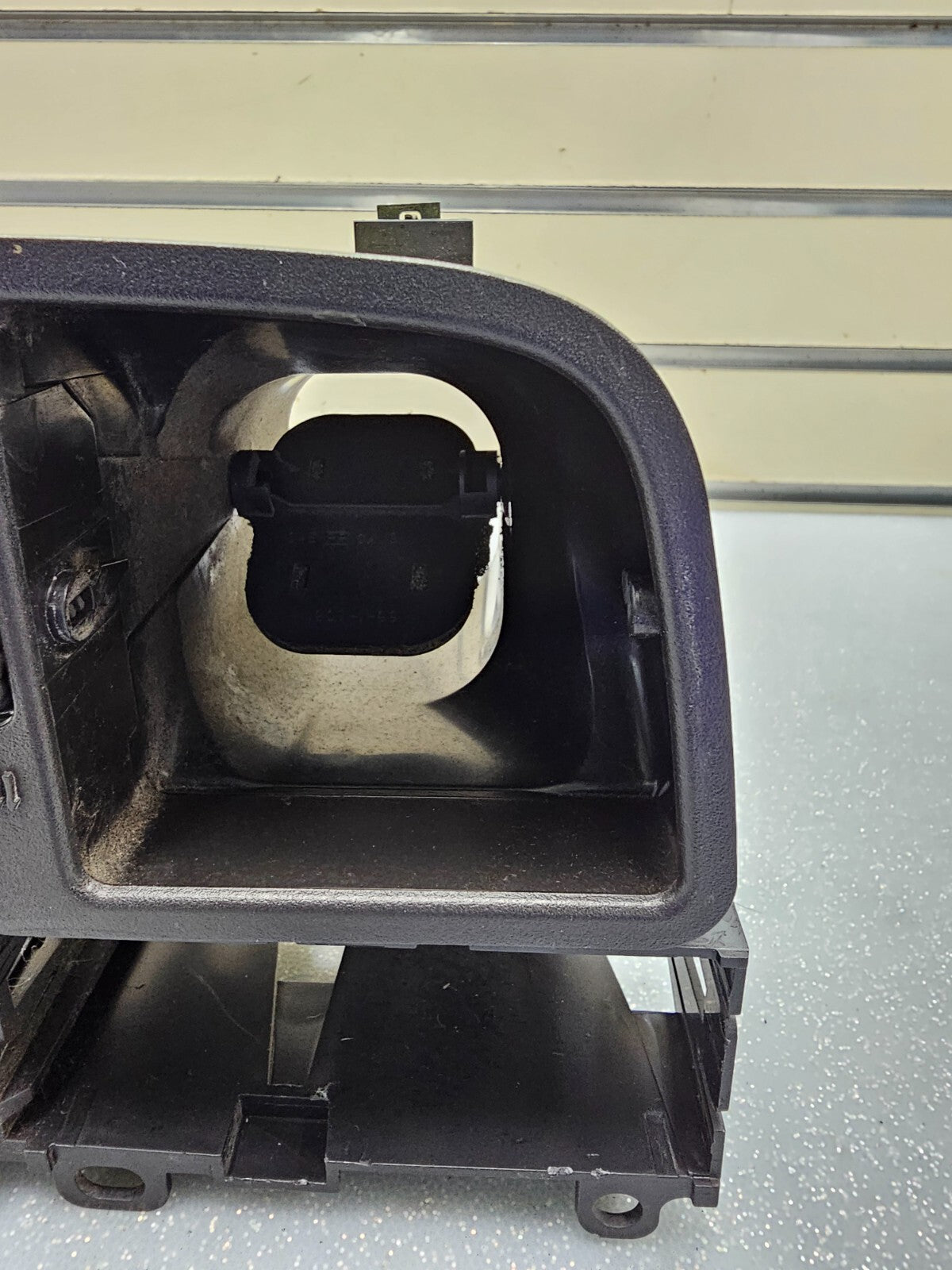 🔥99-06 Chevy Silverado Sierra Headlight Switch left Driver Air Vent black HS19
