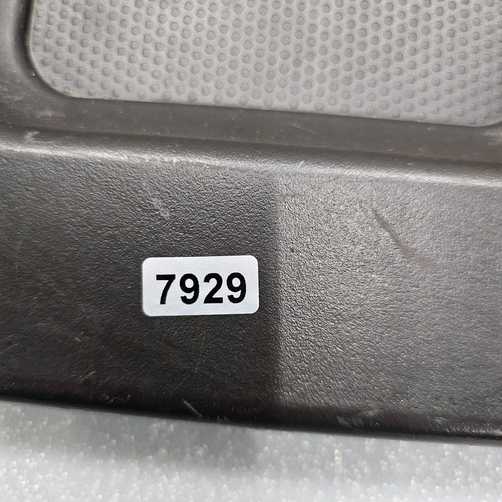 99-06 SILVERADO SIERRA Center Console JUMPSEAT Armrest Leather DK Gray/Black JS4